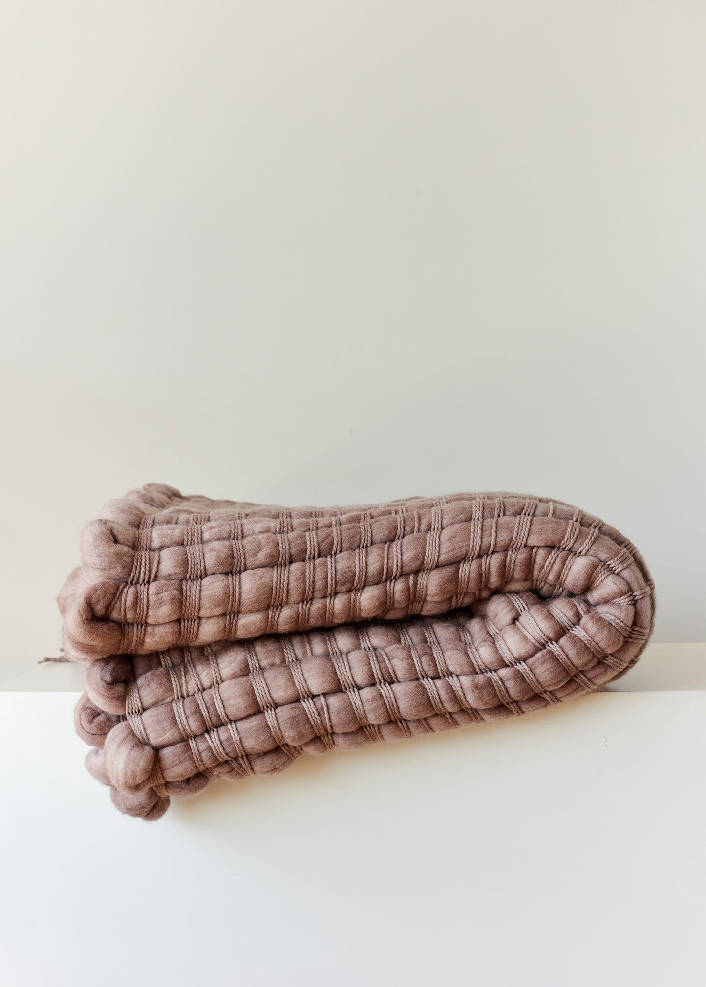 Chunky Bed Cover in Taupe Merino Wool Osmio 39x76