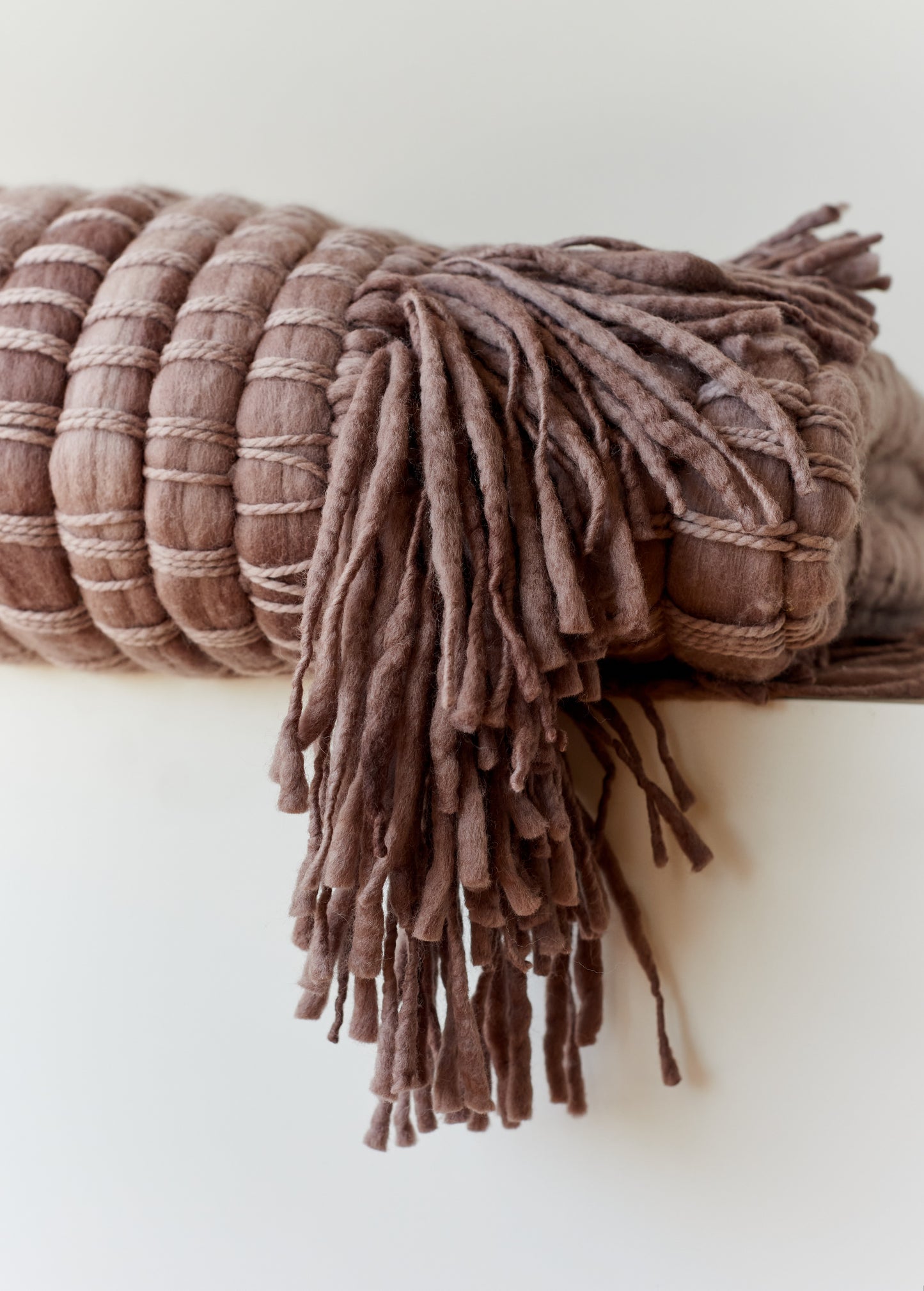 Chunky Bed Cover in Taupe Merino Wool Osmio 39x76