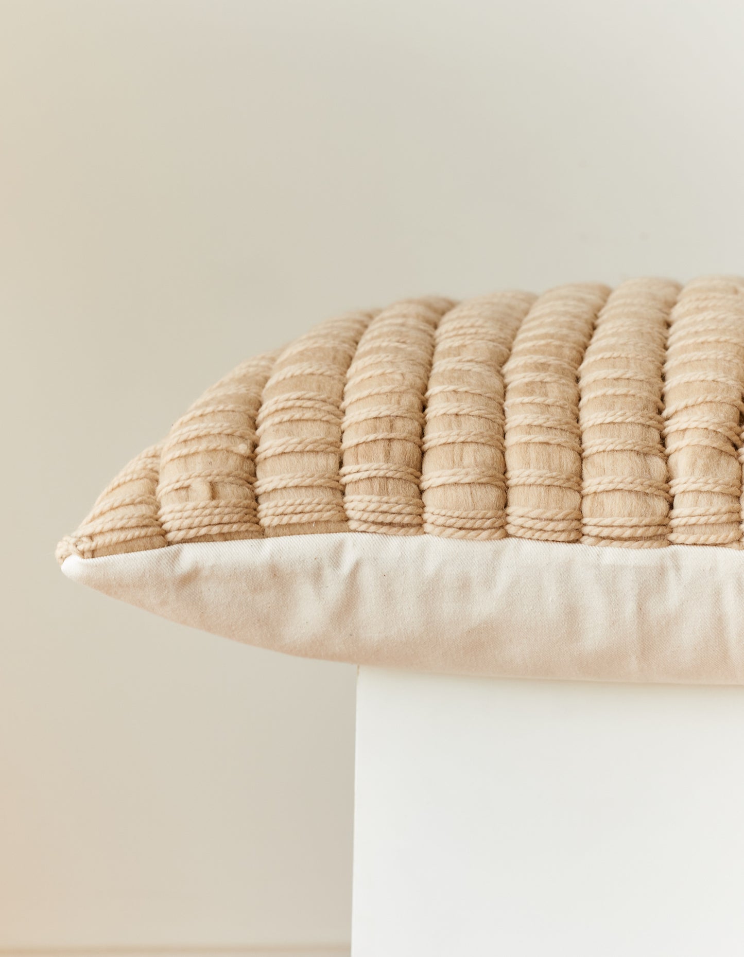 Pillow Cover Raw Wool Textured in Beige Osmio 20x20