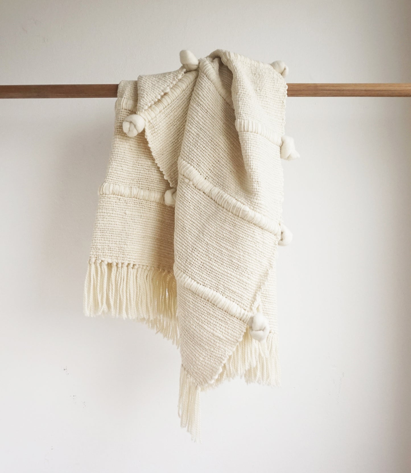 Knot Throw Blanket in Ivory 37*75