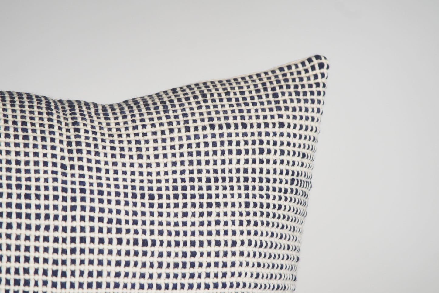 Grid Cushion Cover in plant dyeing Merino Wool 22x22