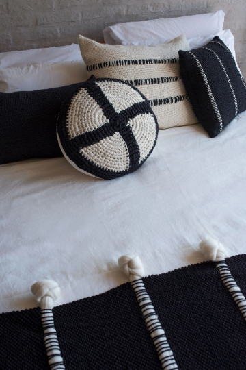 Black Knot Woven Throw blanket, Minimalist Dorm room bedding