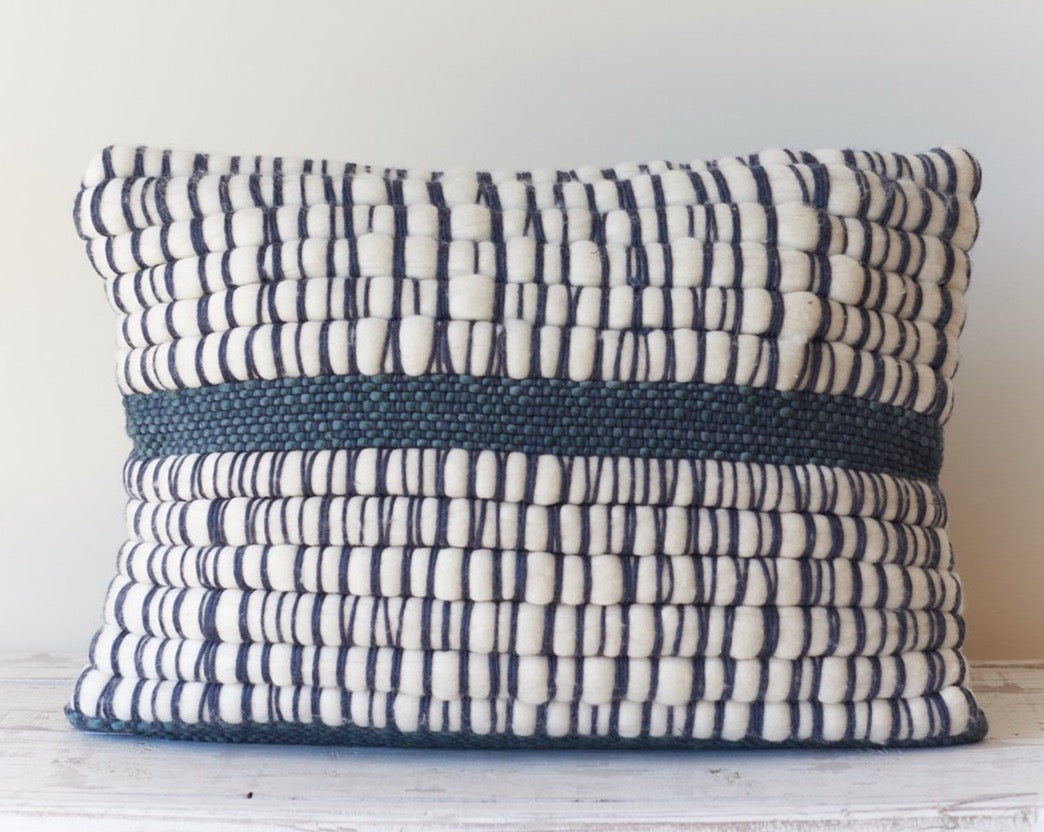 Grey Pillow Cover Hand Weaving in Merino Wool Mista 14x19