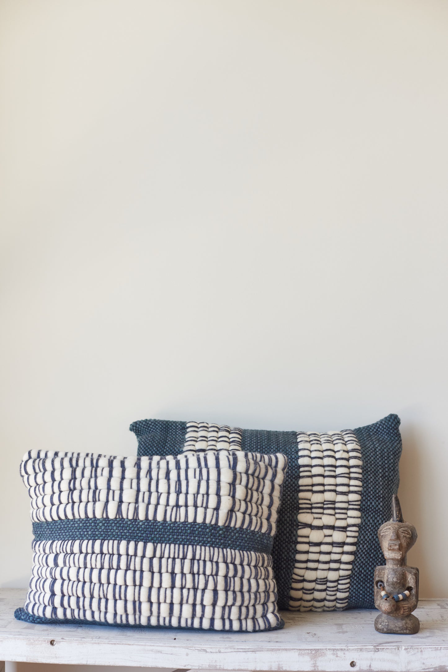 Grey Pillow Cover Hand Weaving in Merino Wool Mista 14x19