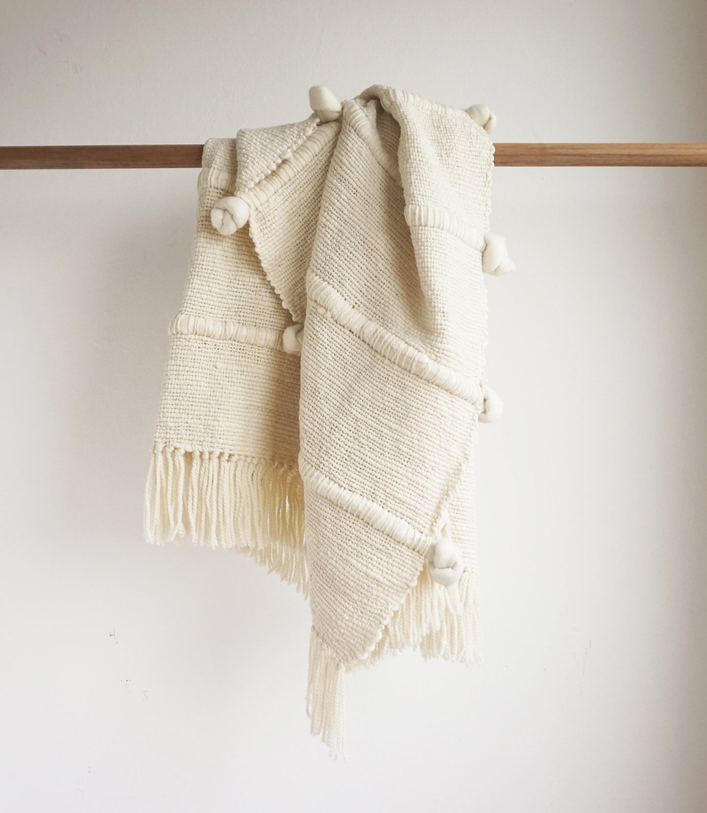 Knot Throw Blanket in Ivory 37*75